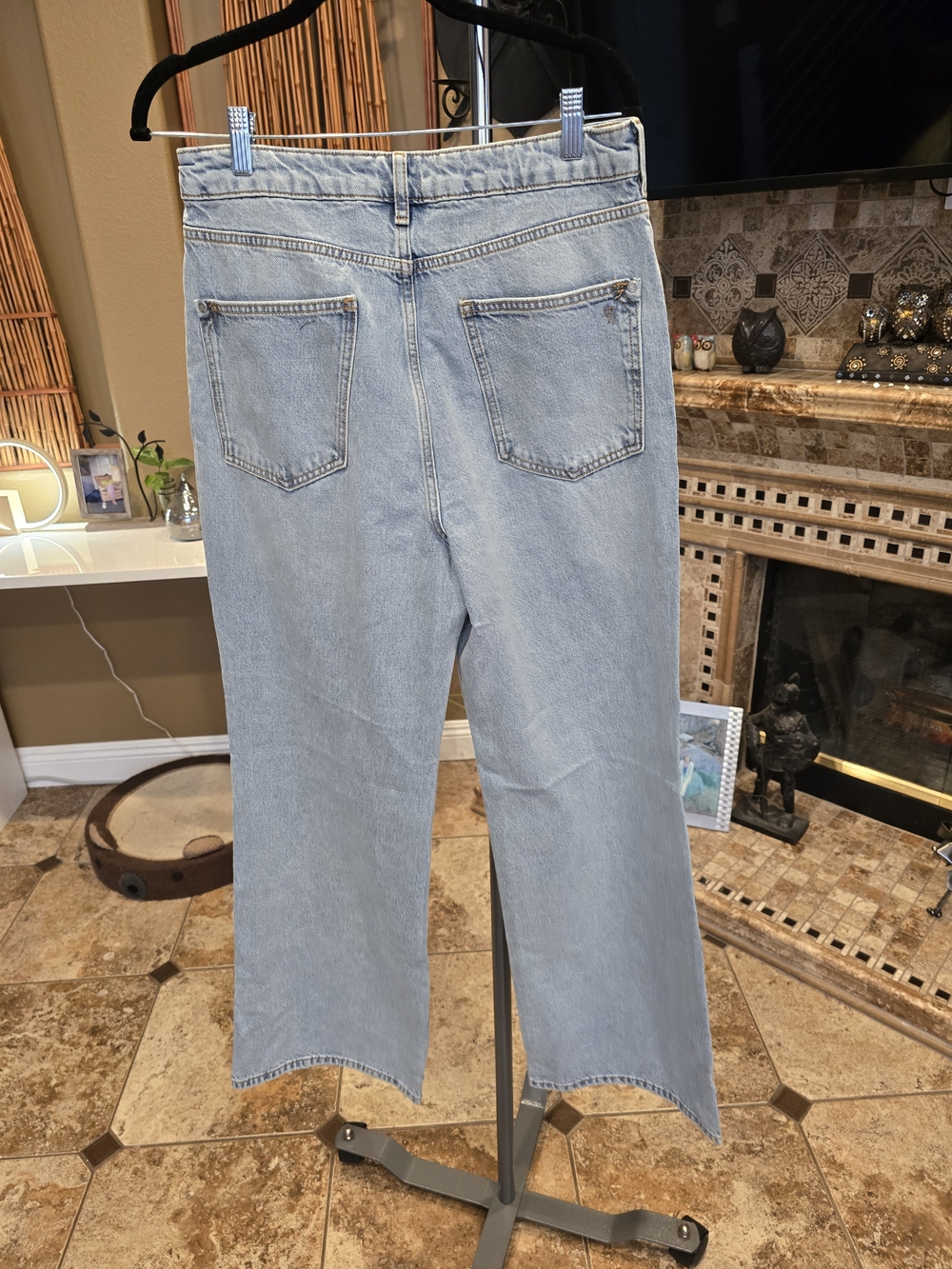 Pilcro Austyn Hight Rise Jeans - Picture 5 of 6